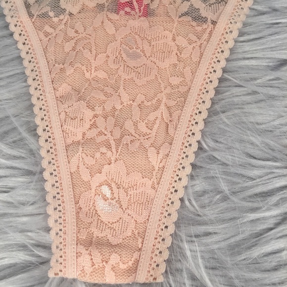 🆕 Betsey Johnson Lace Thong Underwear Set - Picture 5 of 8